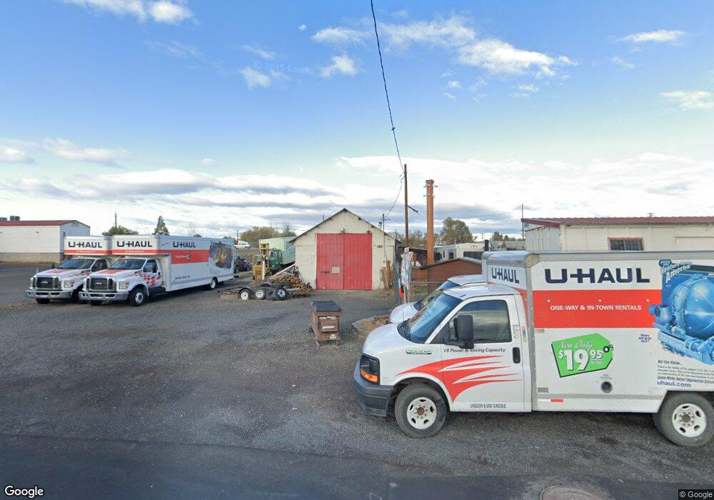 205 SE Railroad Blvd, Redmond, OR 97756 - photo 1