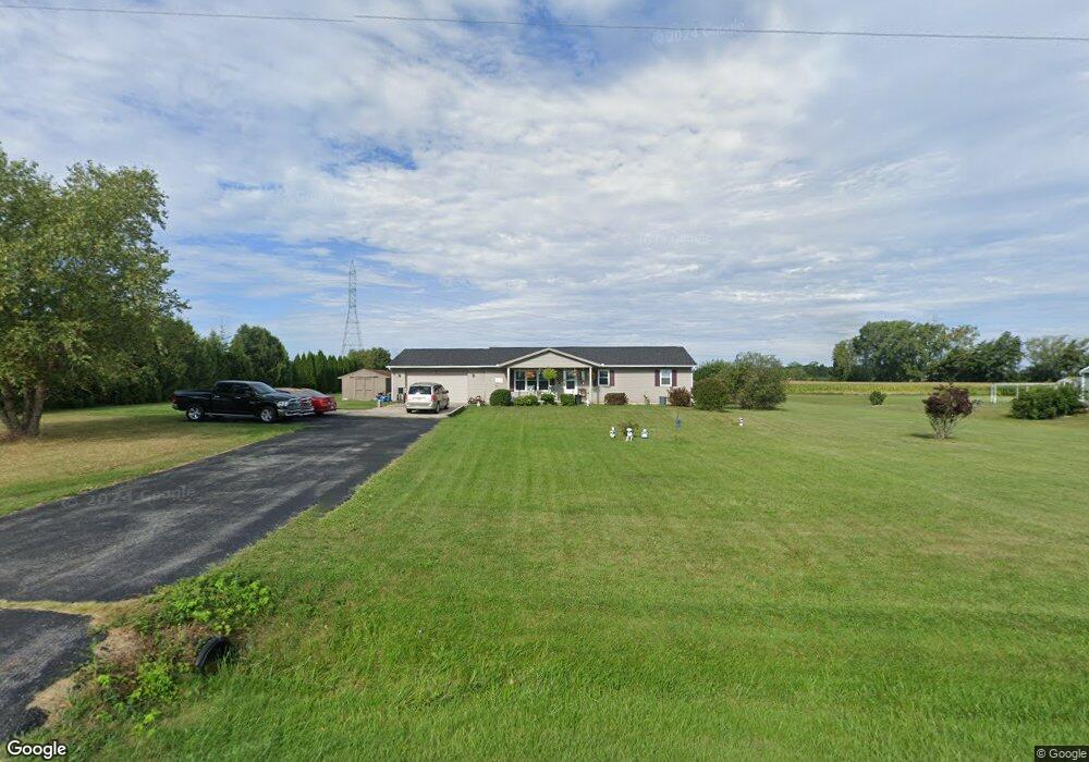 5045 Wolfe Rd, Lima, OH 45807 - photo 1