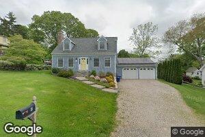 2 Godfrey St, Mystic, CT 06355