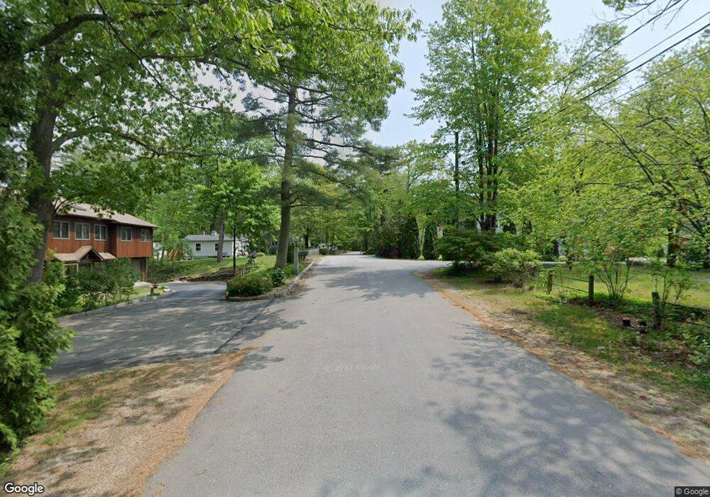 9 Lakeview Dr, Somersworth, NH 03878 - photo 1