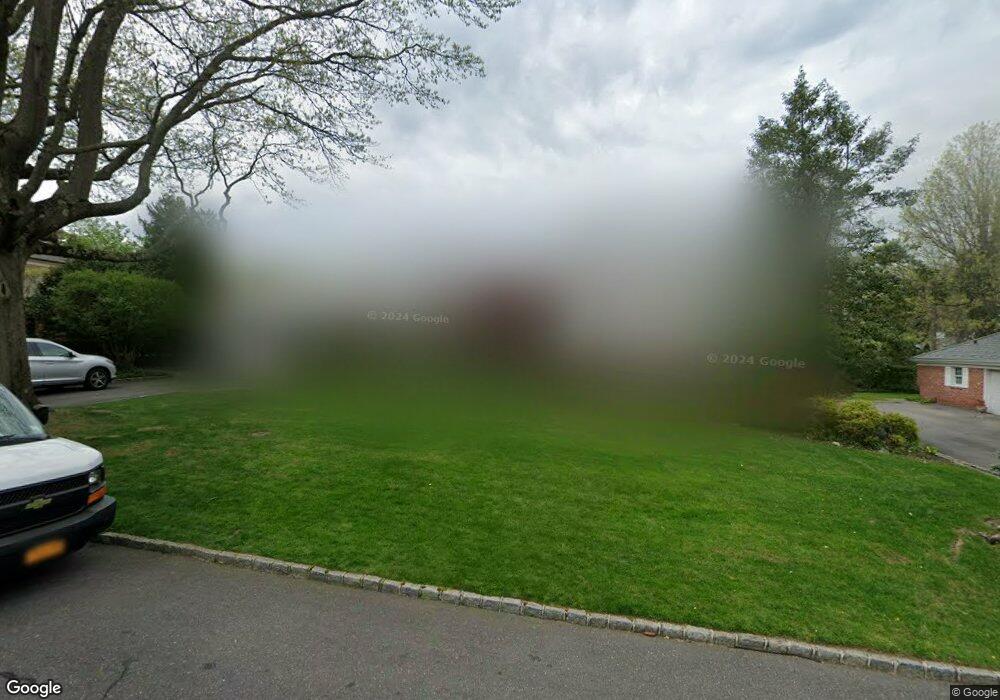 81 Borglum Rd, Manhasset, NY 11030 - photo 1