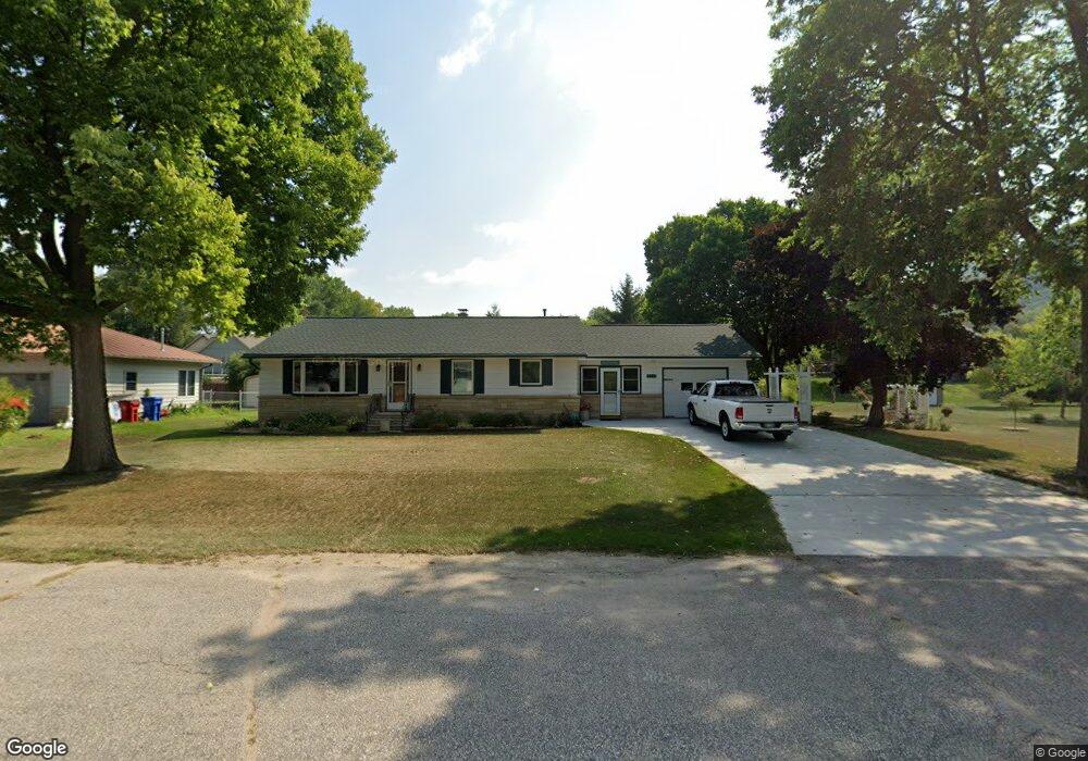 1366 Lorrai Dr, Winona, MN 55987 - photo 1