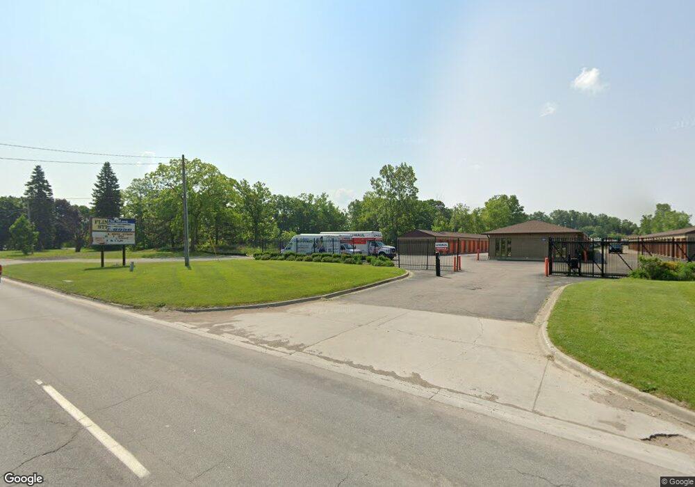 1267 W Hill Rd, Flint, MI 48507 - photo 1