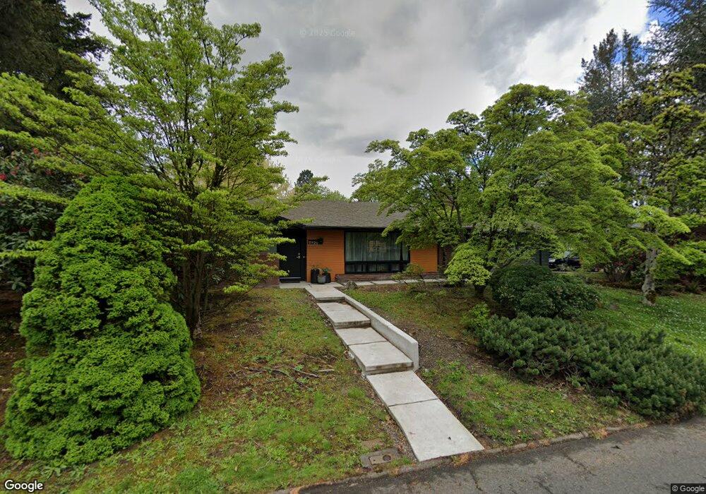 11920 SW Park Way, Portland, OR 97225 - photo 1