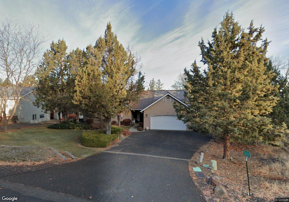 3191 SW Yew Ave, Redmond, OR 97756 - photo 1