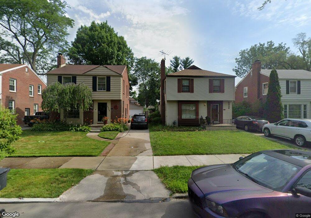 5956 Lannoo St, Grosse Pointe, MI 48236 - photo 1