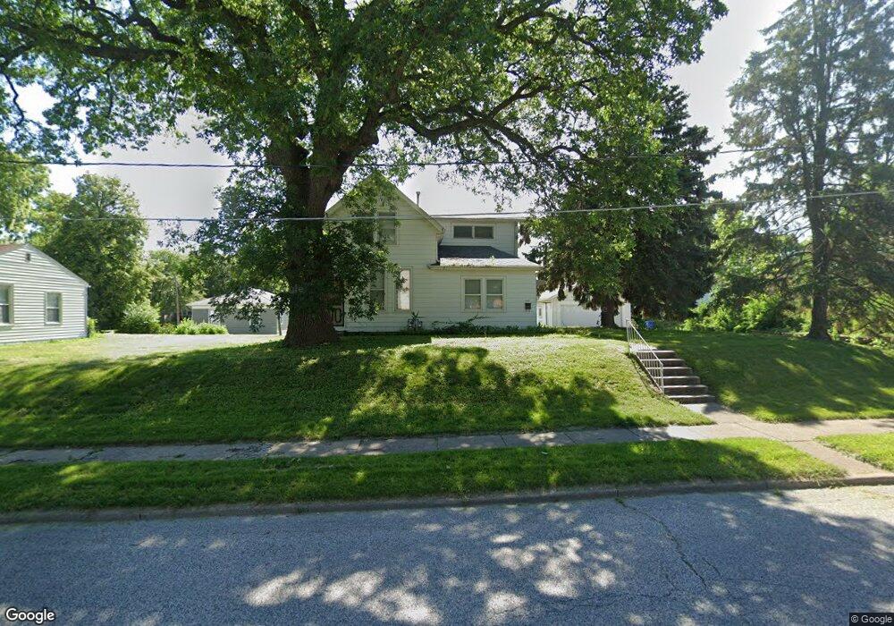 1419 N Sturdevant St, Davenport, IA 52804 - photo 1