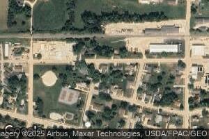 209 2nd Ave NW, Epworth, IA 52045