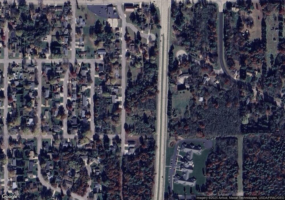 921 Snyder St, Wisconsin Rapids, WI 54494 - photo 1