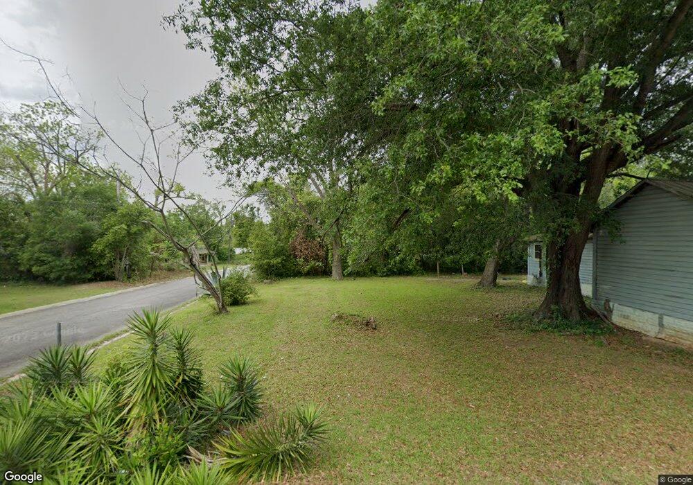 816 3rd Ave NW, Moultrie, GA 31768 - photo 1