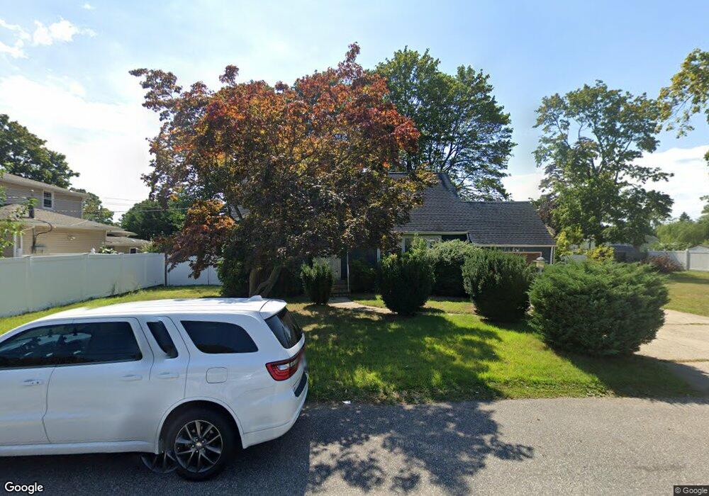 237 51st St, Lindenhurst, NY 11757 - photo 1