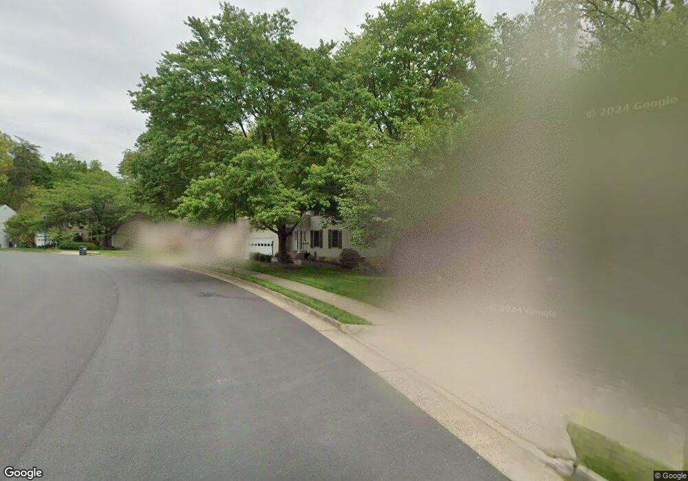 5837 Oakland Park Dr, Burke, VA 22015 - photo 1