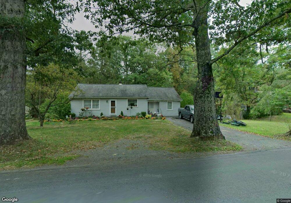 237 Pensyl Creek Rd, Stroudsburg, PA 18360 - photo 1