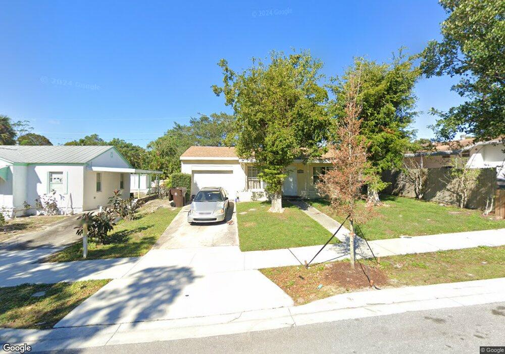 911 34th St, West Palm Beach, FL 33407 - photo 1