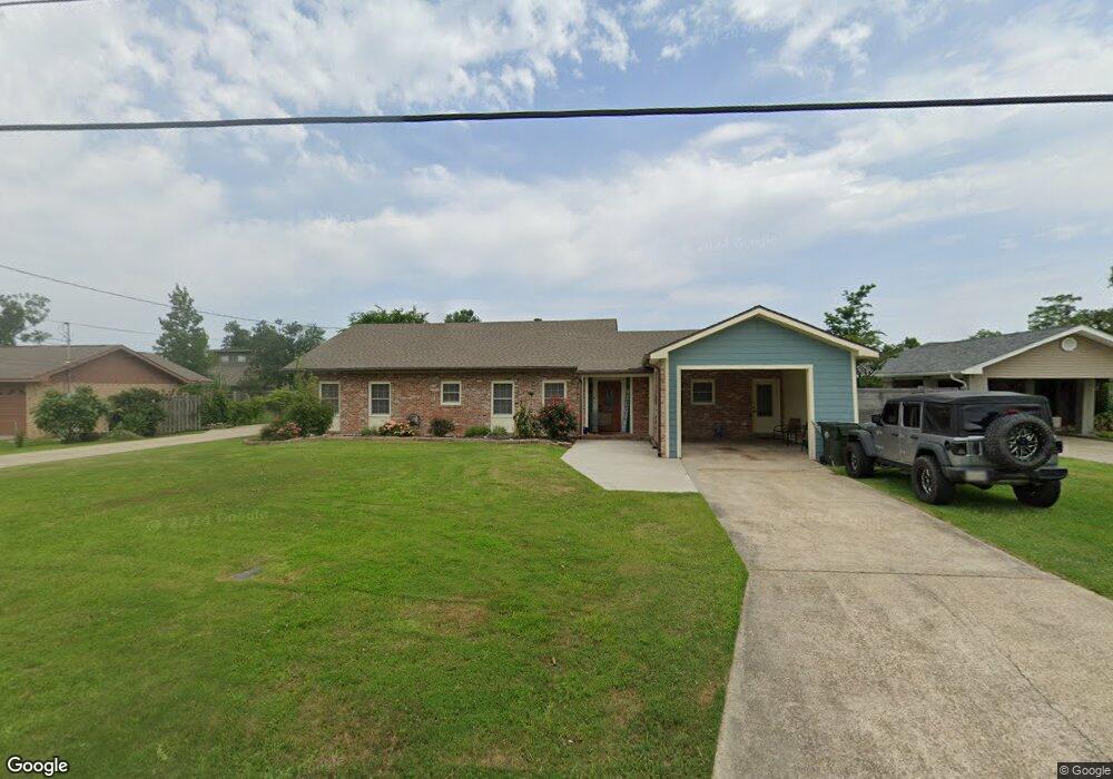 818 Idlewilde Ln, Lake Charles, LA 70605 - photo 1