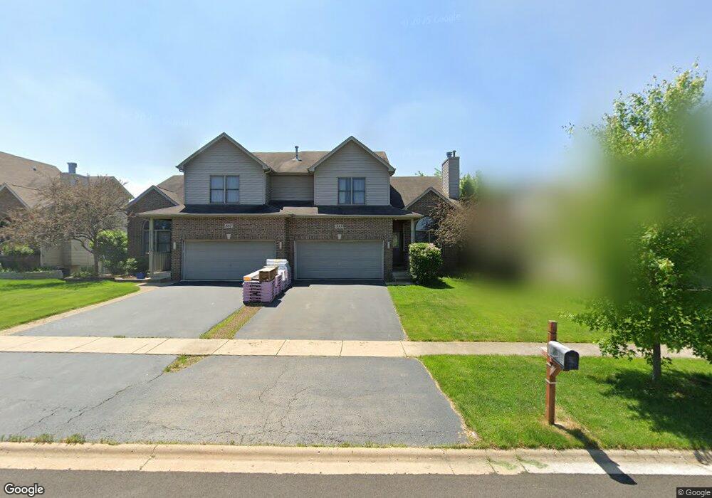 585 Sudbury Cir, Oswego, IL 60543 - photo 1