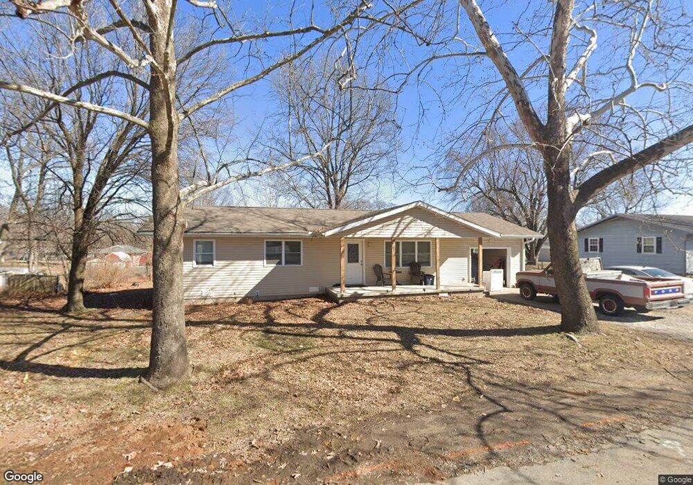 205 N Arlington St, Carl Junction, MO 64834 - photo 1
