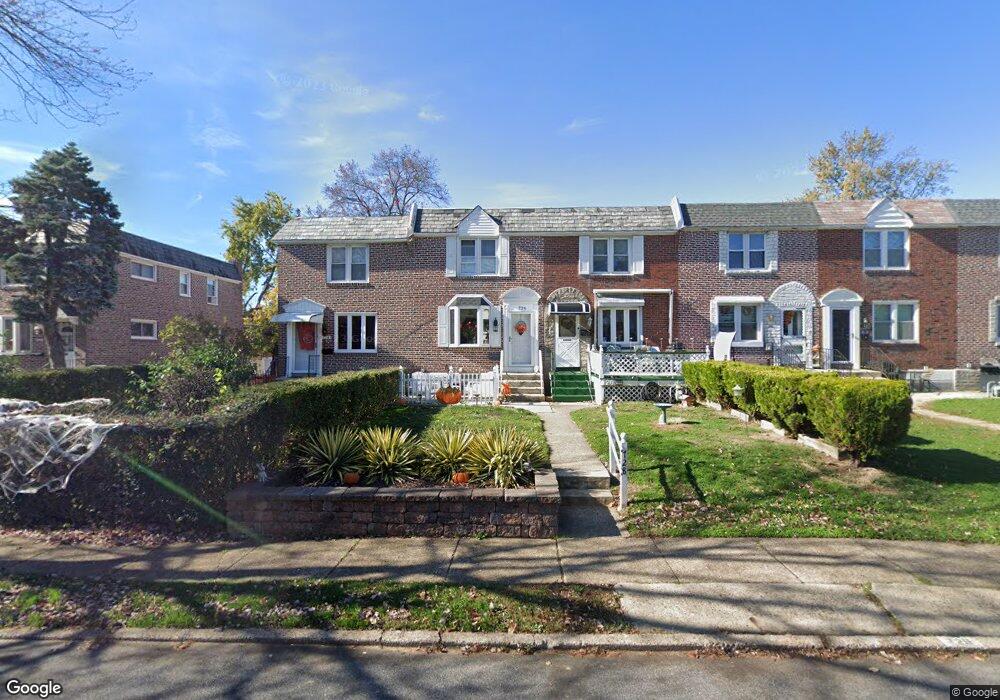 726 Crescent Dr, Glenolden, PA 19036 - photo 1