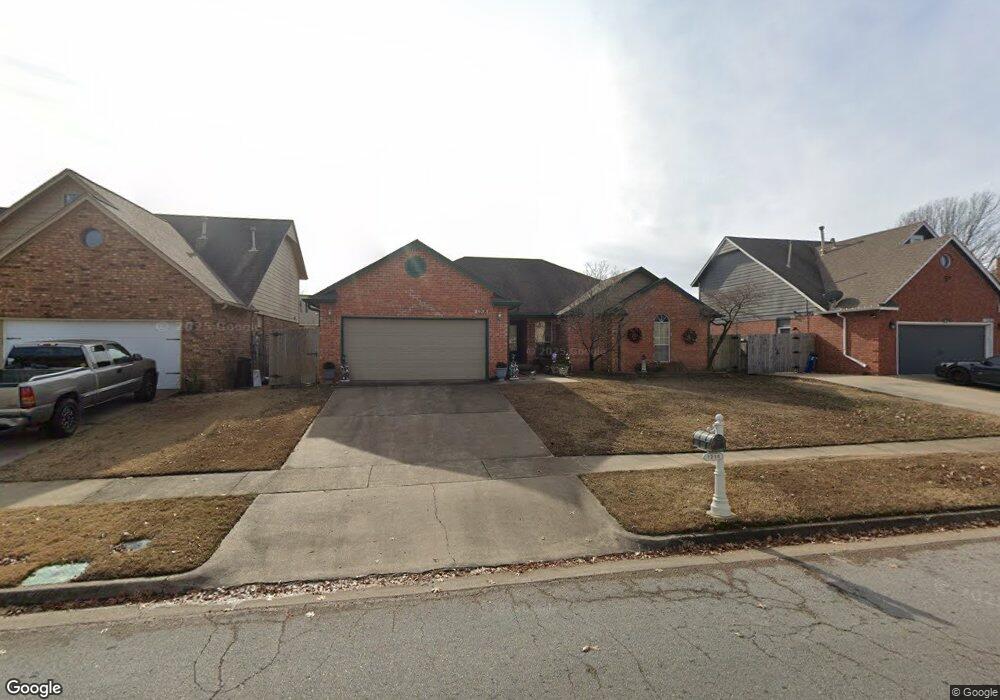 1218 E 137th St, Glenpool, OK 74033 - photo 1