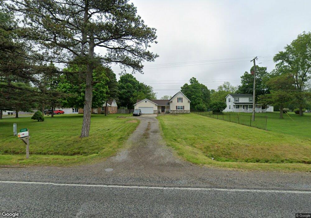 5082 N Mckinley Rd, Flushing, MI 48433 - photo 1