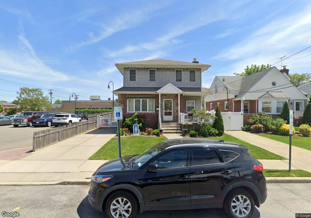 15 Jefferson St, Franklin Square, NY 11010 - photo 1