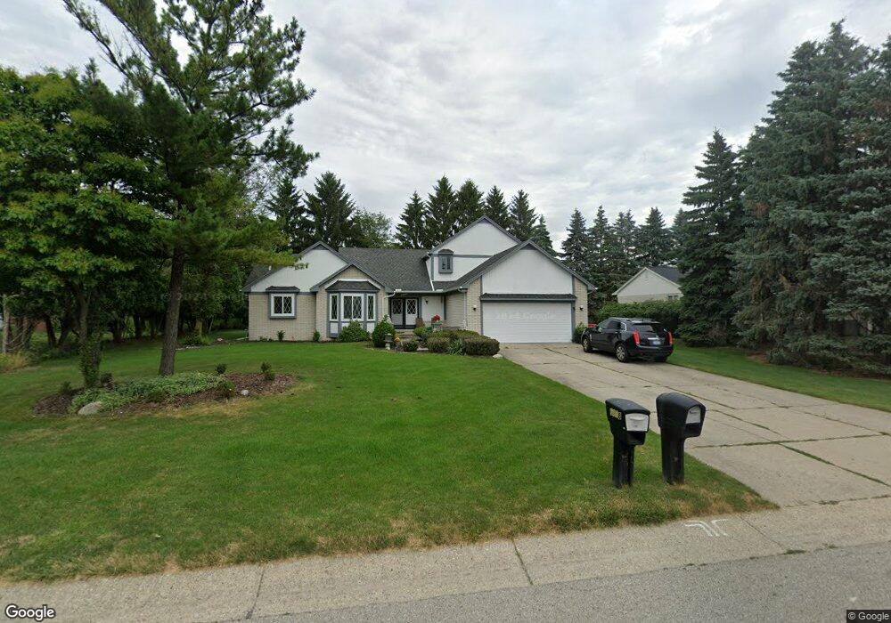 6458 Wood Pond Rd, West Bloomfield, MI 48323 - photo 1