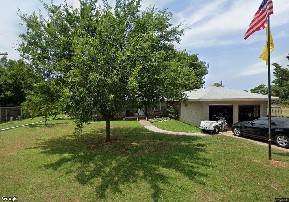 2001 Townsend St, Duncan, OK 73533 - photo 1