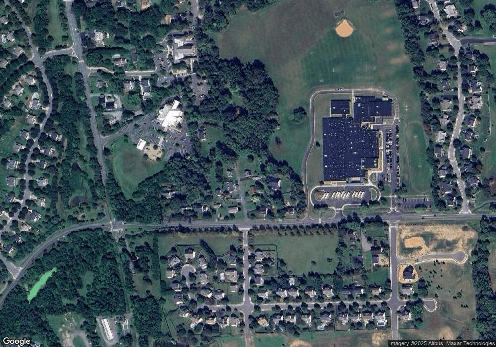 820 S 15th St, Purcellville, VA 20132 - photo 1