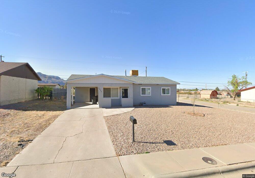 2000 Abbott Ave, Alamogordo, NM 88310 - photo 1