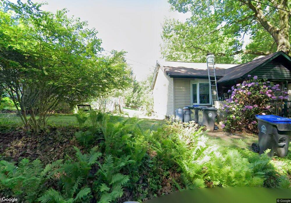 550 Oak Hill Rd, Emmaus, PA 18049 - photo 1