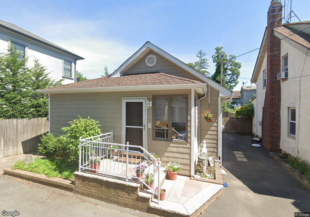 353 Oak Ct, Cedarhurst, NY 11516 - photo 1