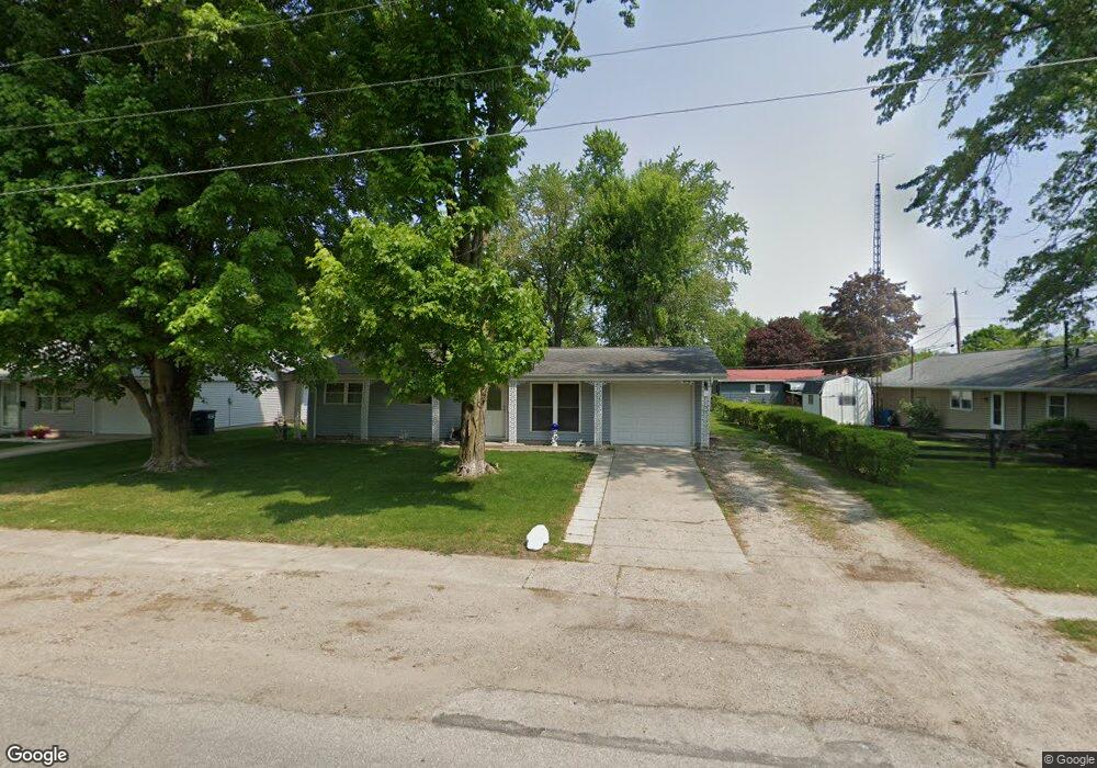 621 E Michigan St, Lagrange, IN 46761 - photo 1