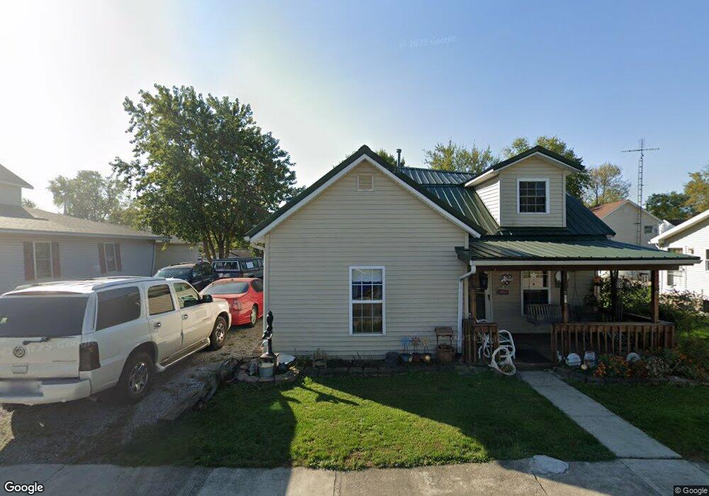 112 E Ohio St, Waynesfield, OH 45896 - photo 1