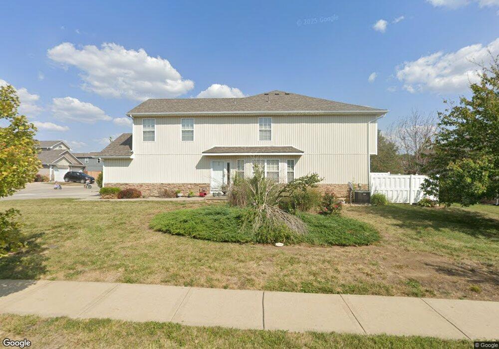 21091 Millridge St, Spring Hill, KS 66083 - photo 1