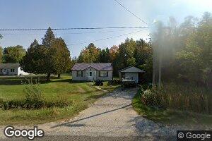 820N E Gulliver Lake Rd, Gulliver, MI 49840