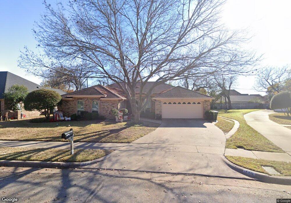 320 Elisha Ct, Bedford, TX 76021 - photo 1