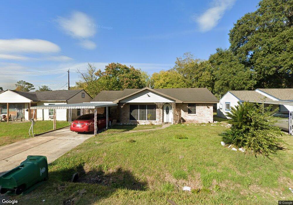 3010 Stallings Dr, Houston, TX 77088 - photo 1