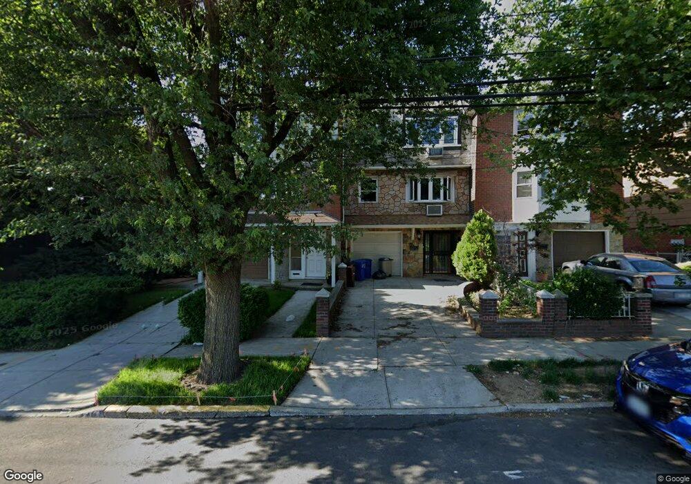 14529 Willets Point Blvd, Flushing, NY 11357 - photo 1