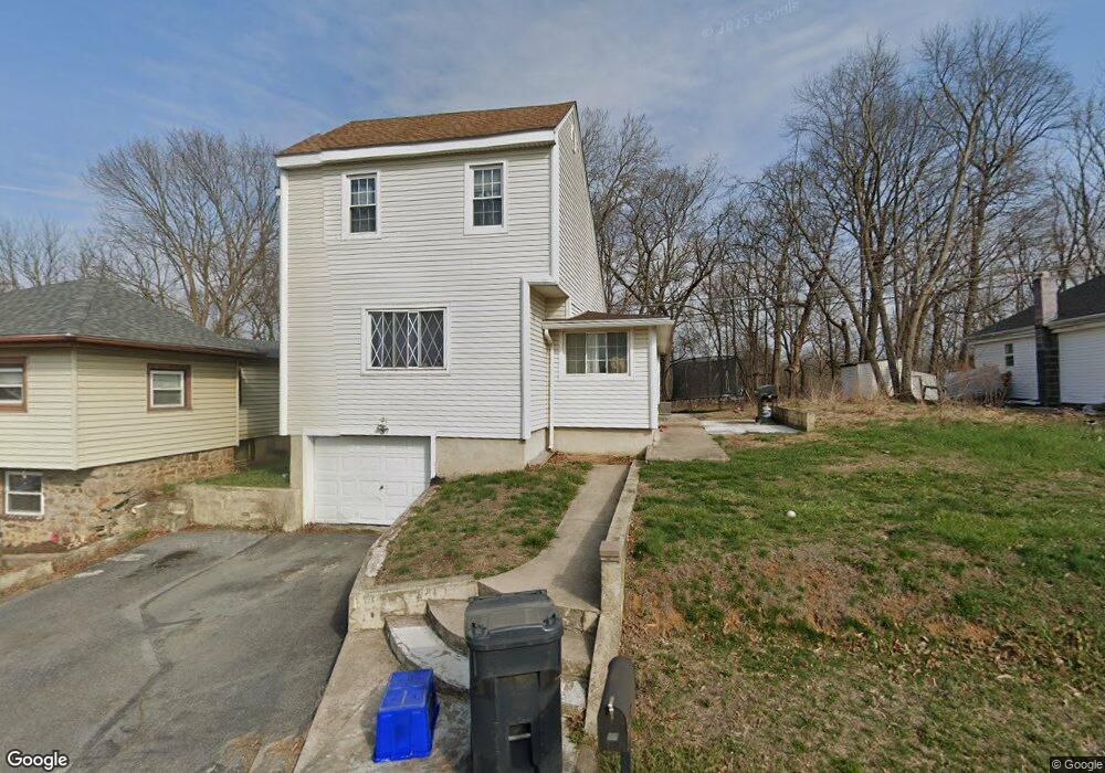 37 Berkley Park Rd, Reading, PA 19605 - photo 1