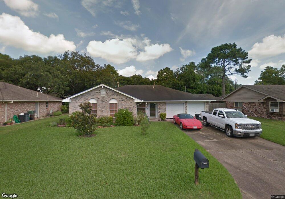 606 Heather Ln, Friendswood, TX 77546 - photo 1