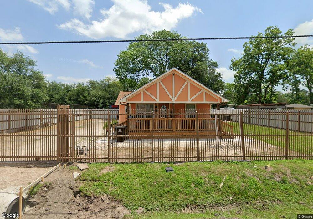 8922 Dodson St, Houston, TX 77093 - photo 1
