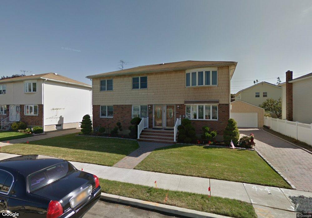 48 Farnum Blvd, Franklin Square, NY 11010 - photo 1