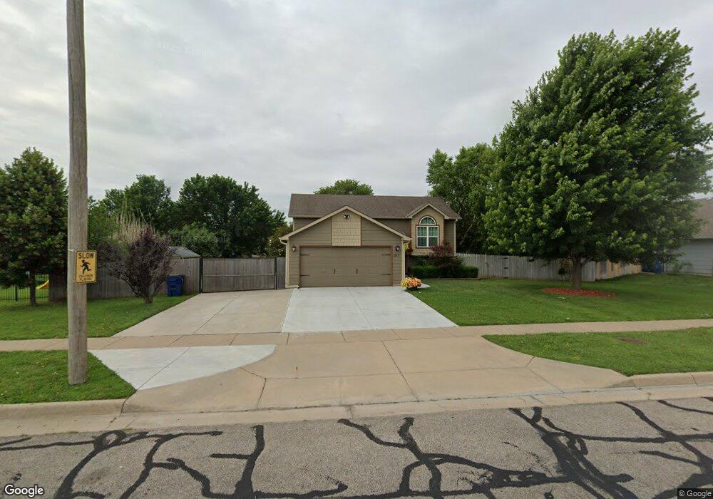 211 E Country Walk Ln, Mulvane, KS 67110 - photo 1