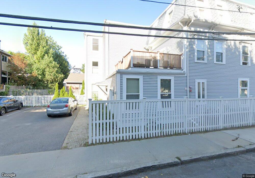 169 Pearl St unit 2, Cambridge, MA 02139 - photo 1