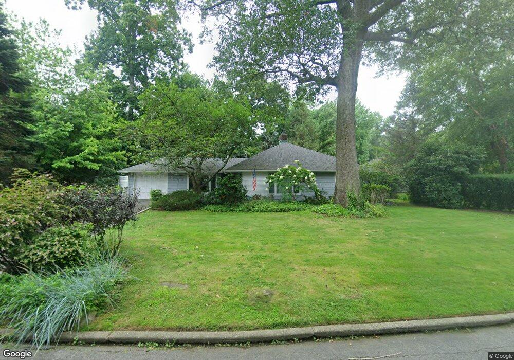 12 Appletree Ln, Glen Cove, NY 11542 - photo 1