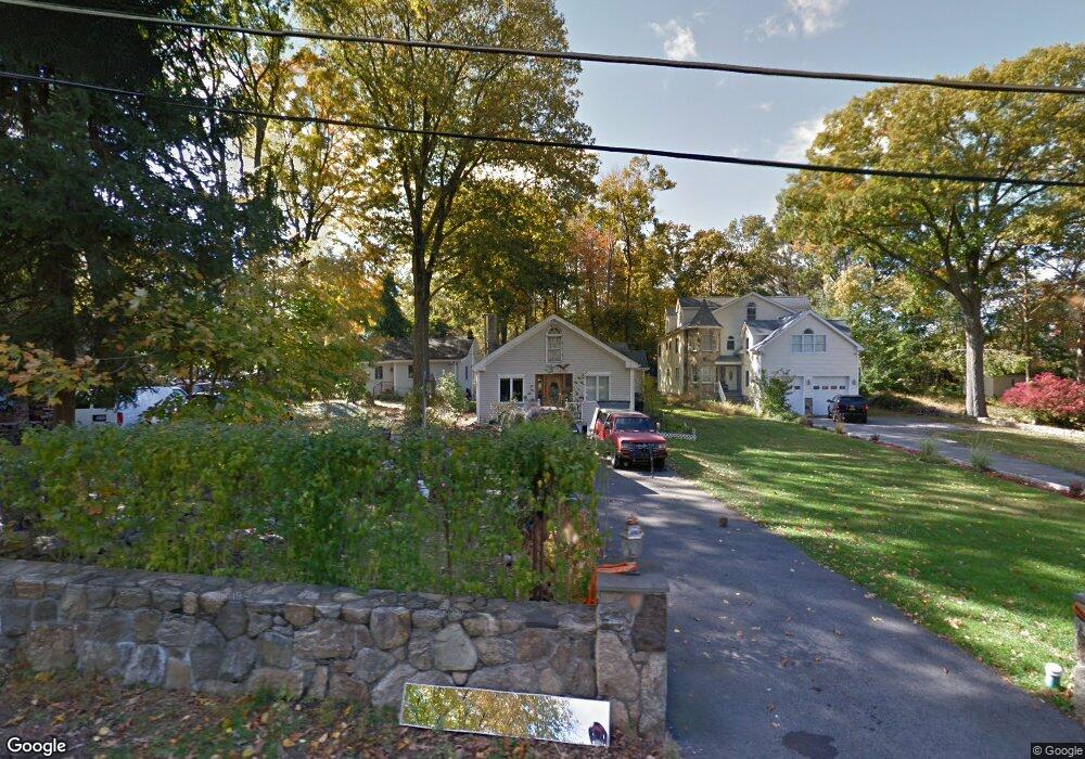 3089 Maqua Place, Mohegan Lake, NY 10547 - photo 1