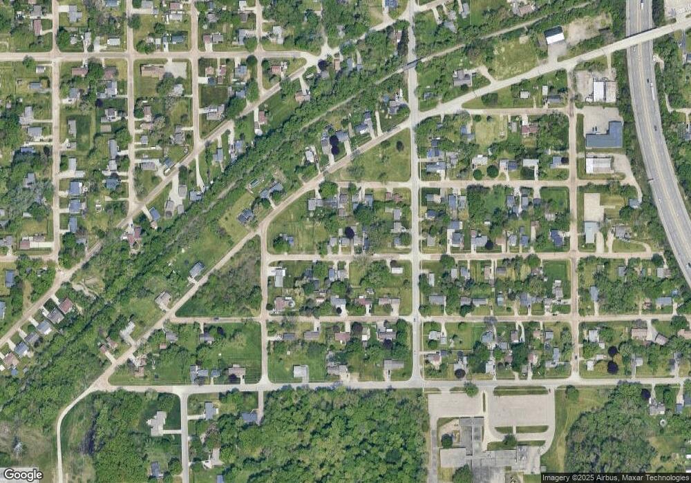 4028 Larchmont St, Flint, MI 48532 - photo 1