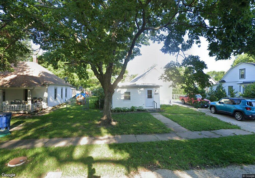 307 Cedar St, Overbrook, KS 66524 - photo 1