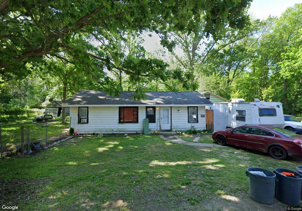 1423 W Cass Ave, Flint, MI 48505 - photo 1