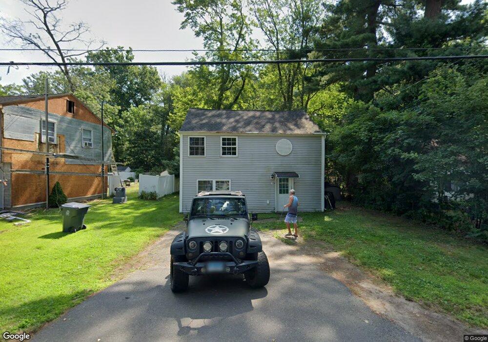 84 Cottage Rd, Enfield, CT 06082 - photo 1